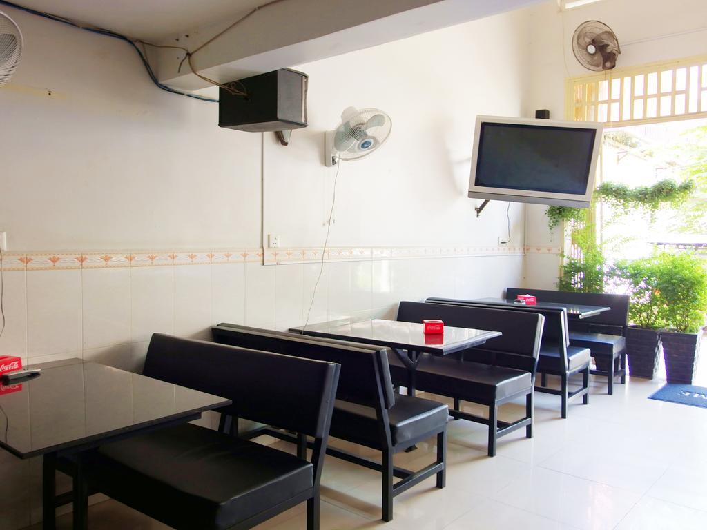 B52 Hostel Phnom Penh Bagian luar foto